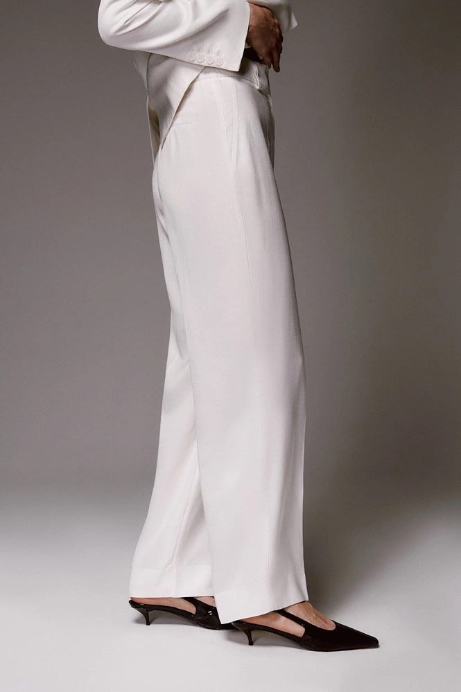 Брюки прямого кроя со льном