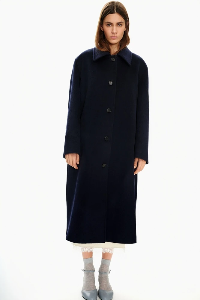 Пальто однобортное с отложным воротником из шерсти