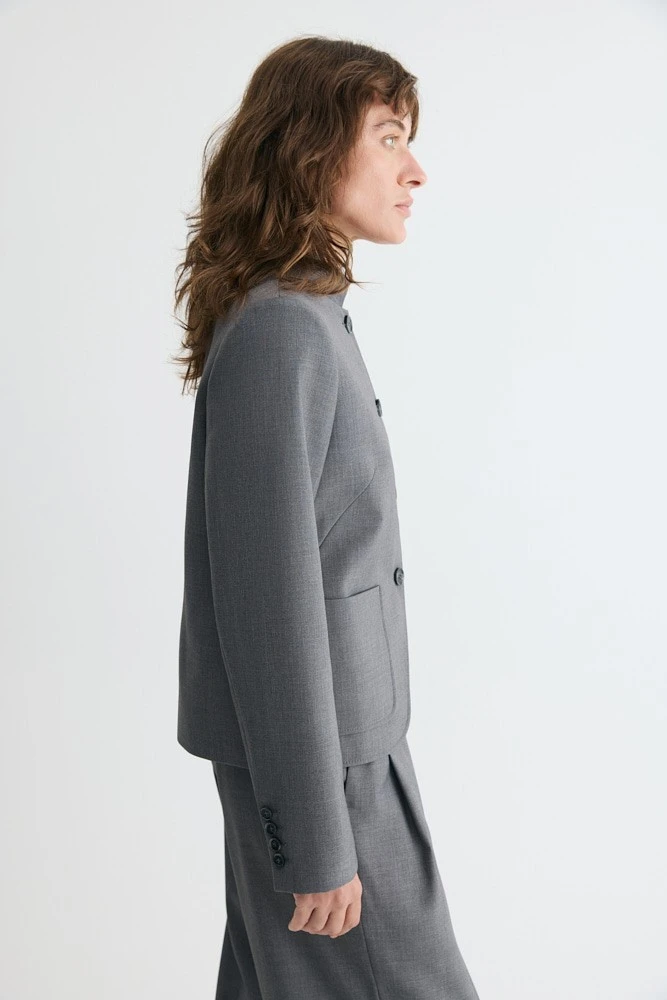 Жакет однобортный укороченный