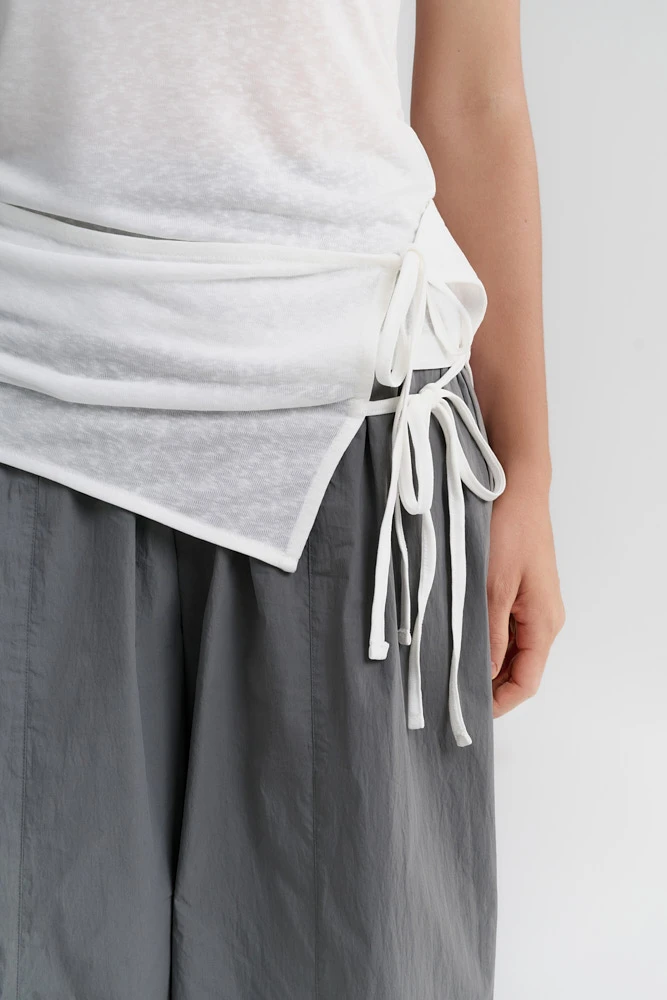 Футболка полупрозрачная с поясом-баской