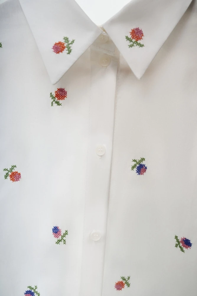 Рубашка из хлопка с вышивкой