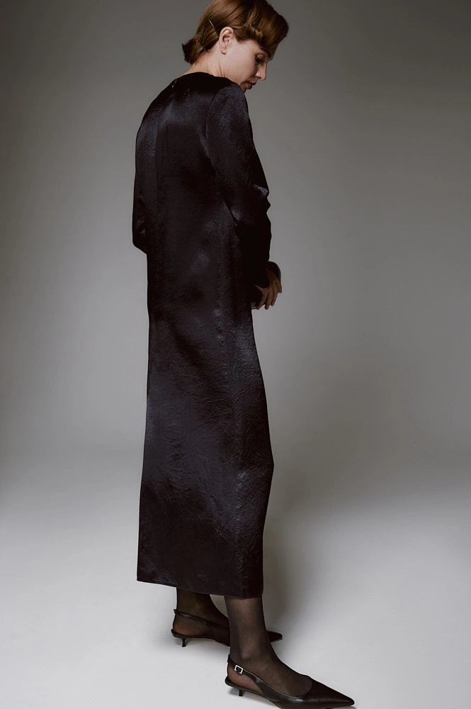 Платье миди с эффектом мокрого шелка