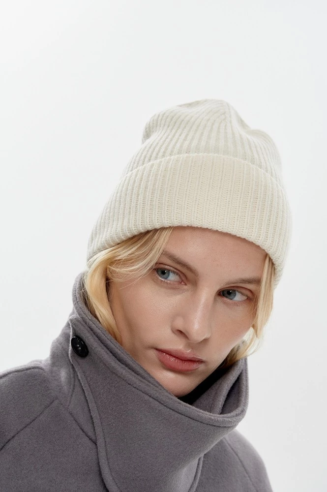 Шапка с отворотом