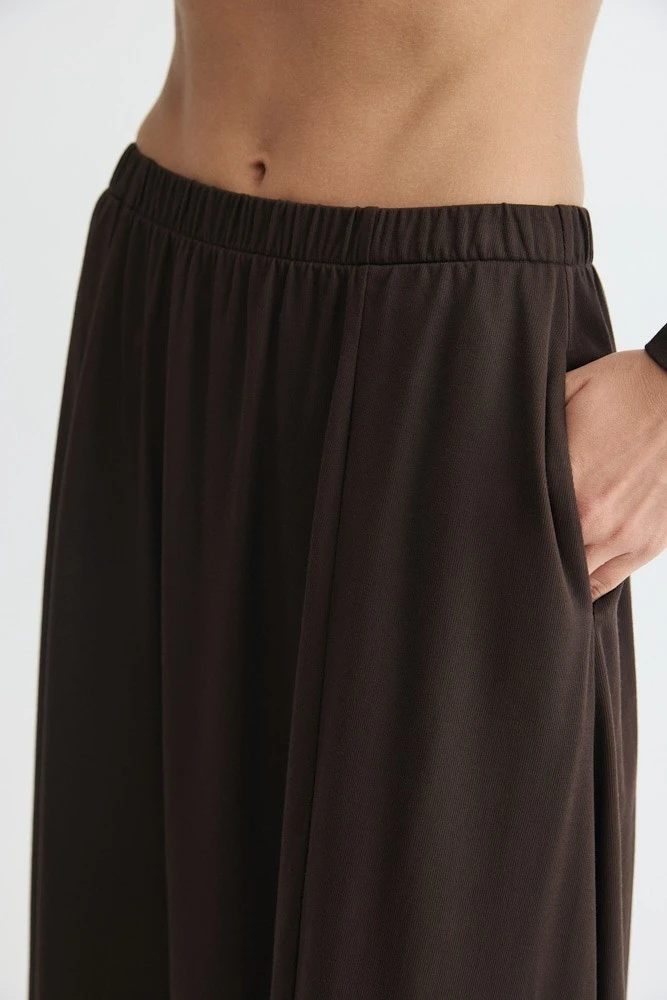 Юбка миди из трикотажа