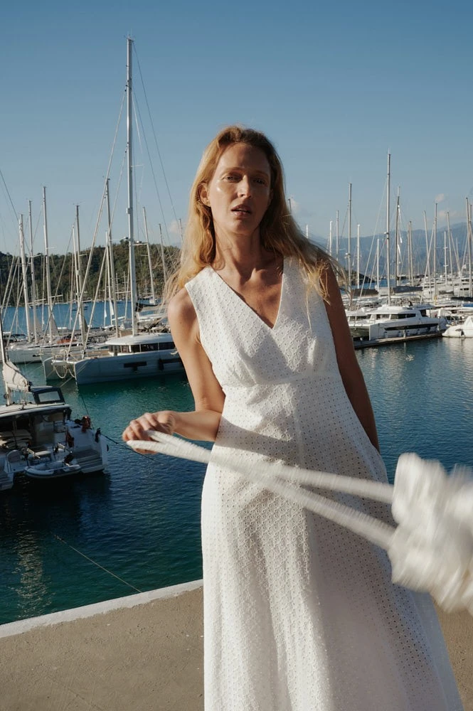 Платье макси из хлопка Broderie Anglaise Платье макси из хлопка Broderie Anglaise
