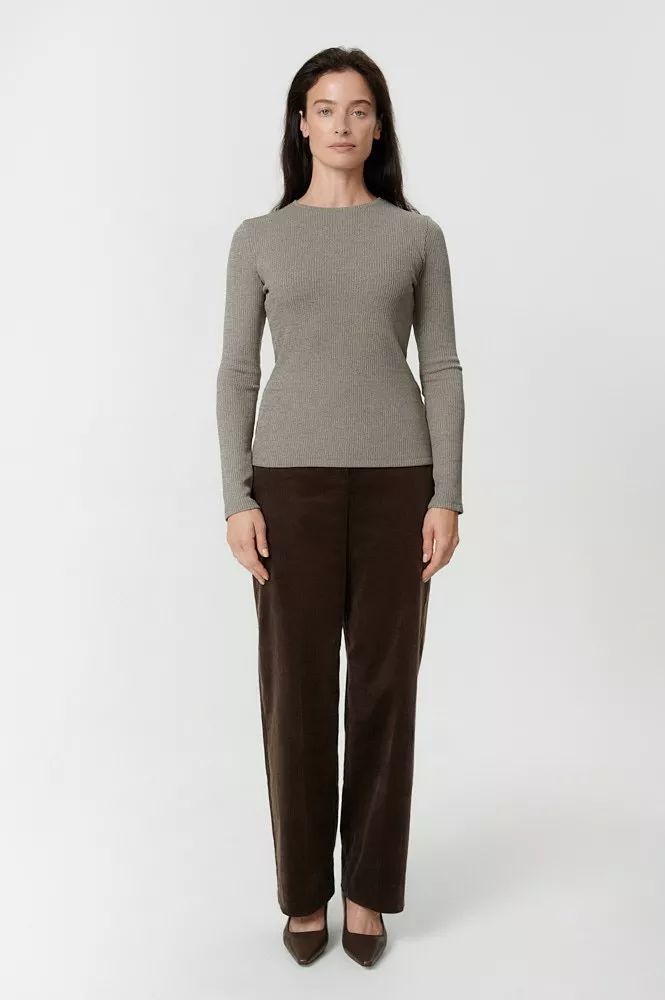 Лонгслив трикотажный