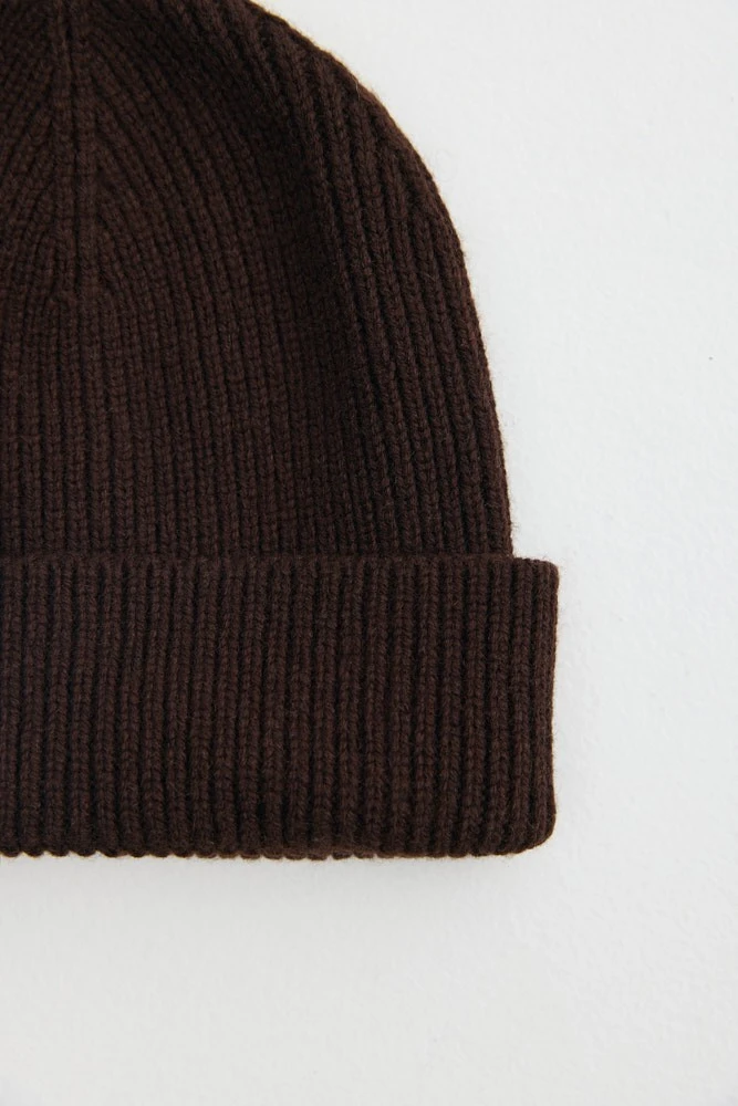 Шапка с отворотом из шерсти с кашемиром