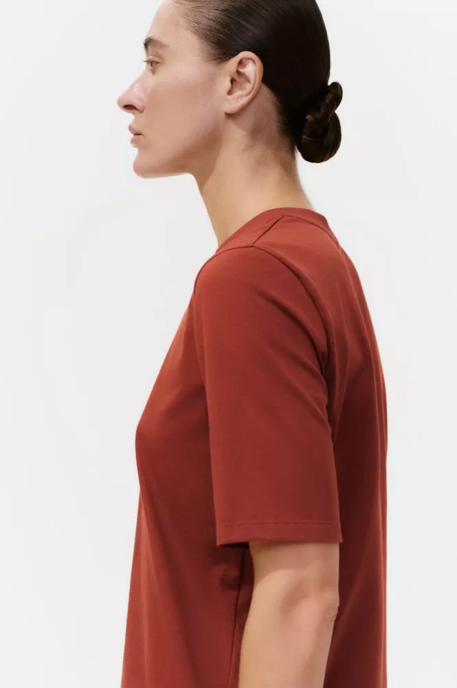 Футболка базовая с удлиненным рукавом