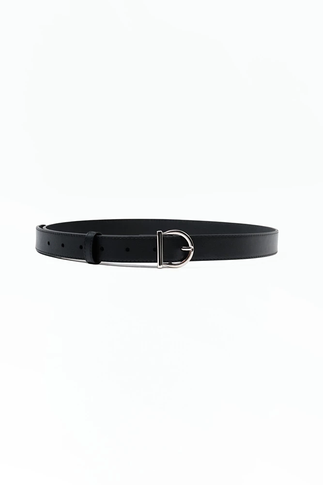 Ремень с полукруглой пряжкой