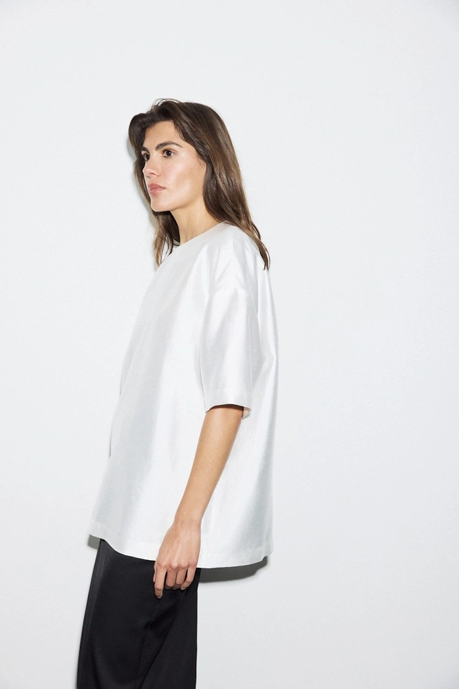 Топ оверсайз с молнией на спинке