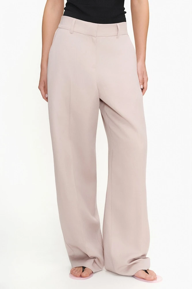 Брюки прямого кроя изо льна