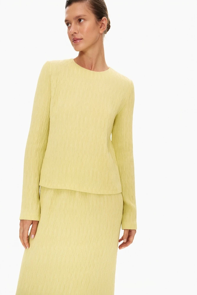 Лонгслив из фактурной ткани