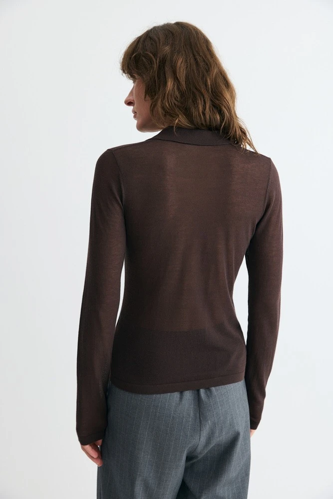 Поло из полупрозрачного трикотажа