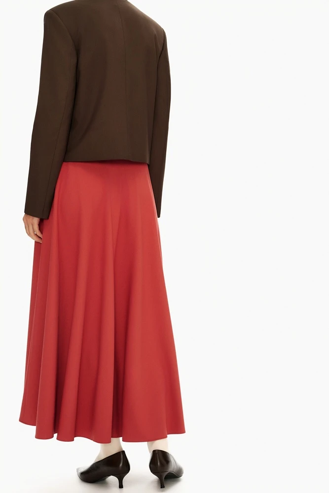 Юбка расклешённая из костюмной ткани