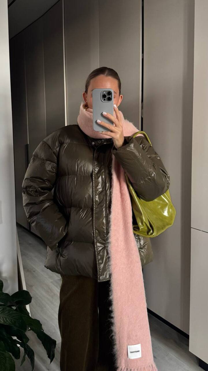 Образ от @lookinaesthetics