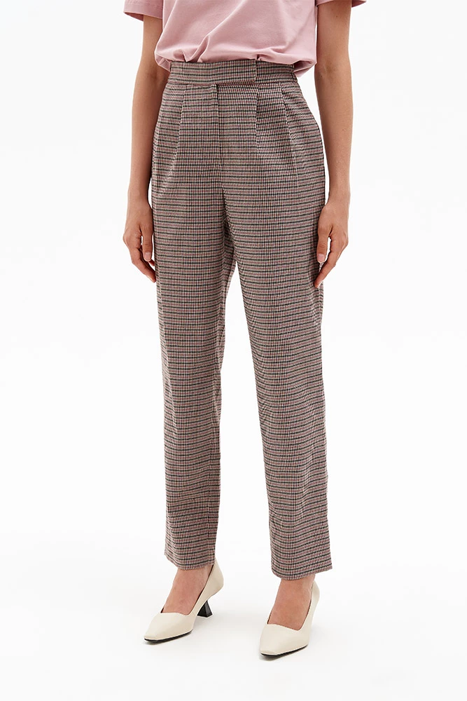 Брюки с высокой посадкой