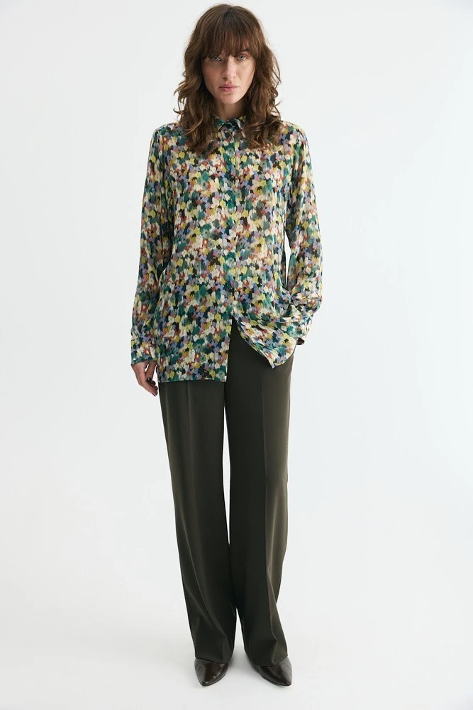 Рубашка из премиальной итальянской ткани с цветочным принтом