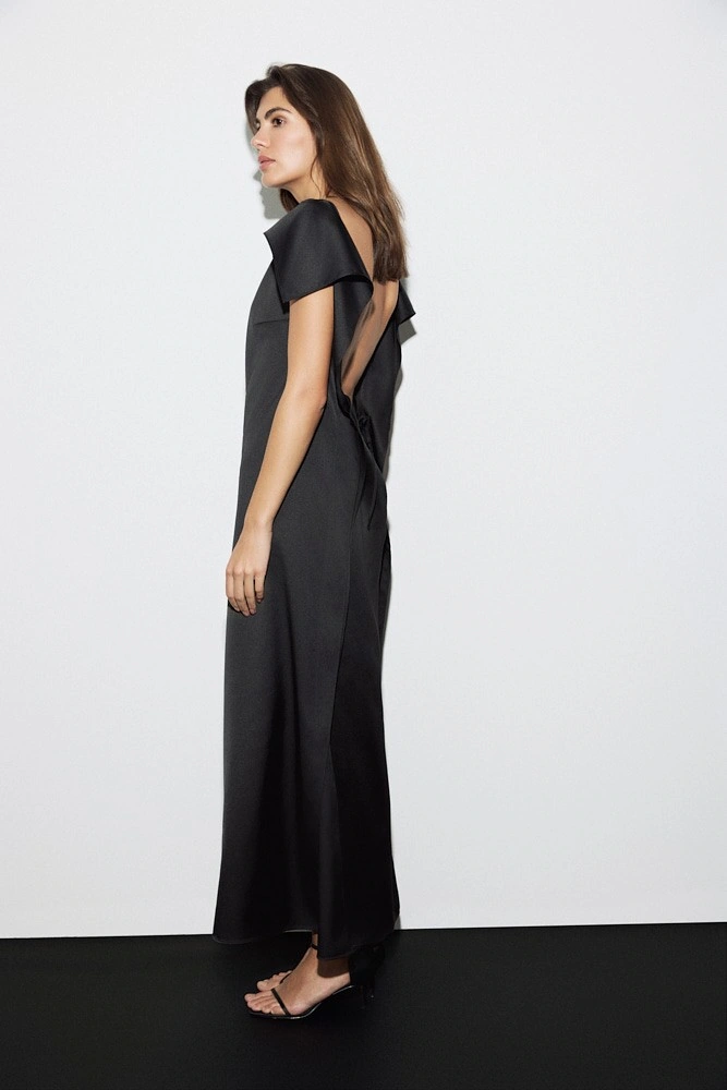 Платье миди с открытой спиной из атласной ткани