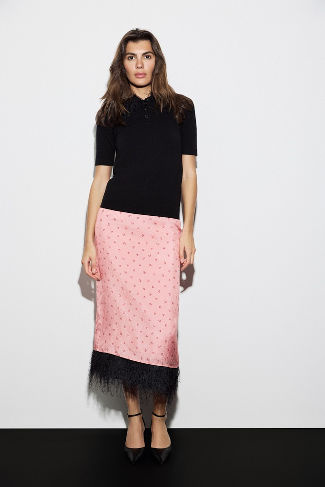 Юбка миди с цветочным принтом и бахромой