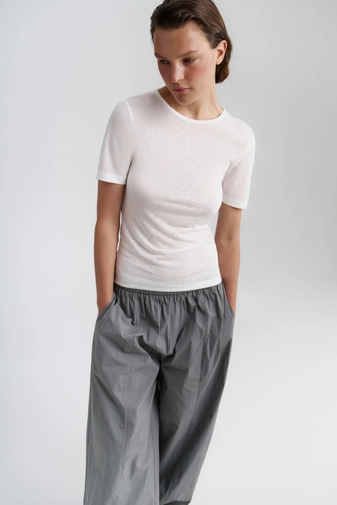 Футболка полупрозрачная с поясом-баской