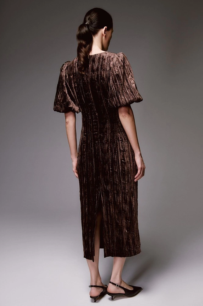 Платье миди из жатого бархата