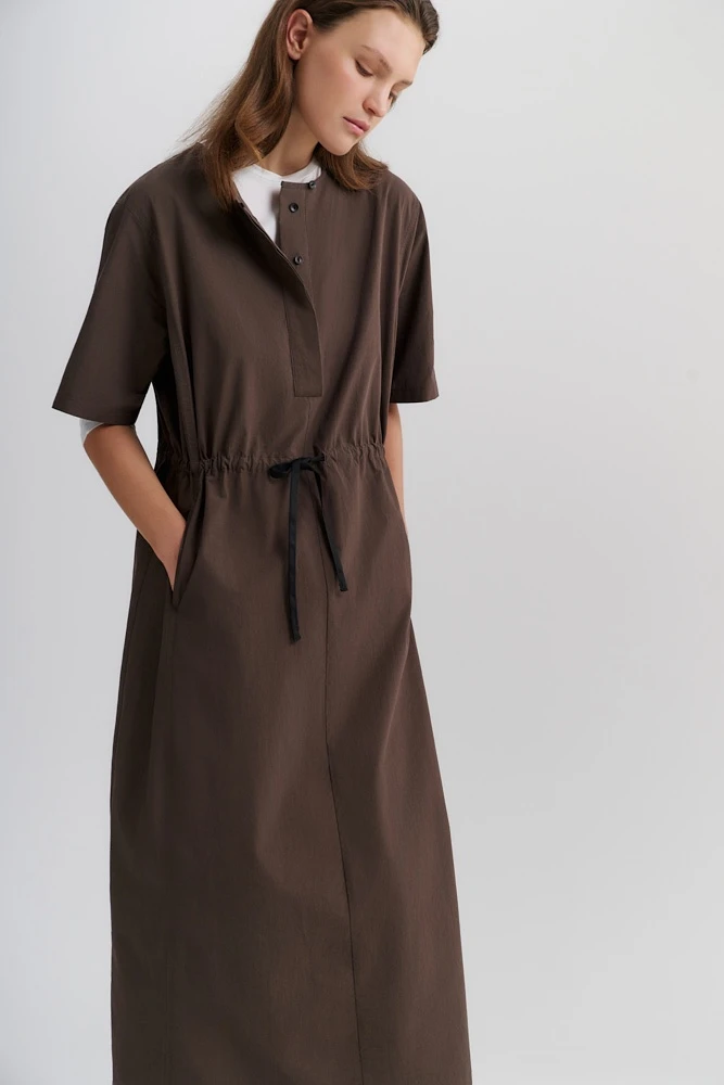 Платье миди с коротким рукавом из хлопка