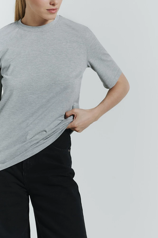 Футболка базовая с удлиненным рукавом