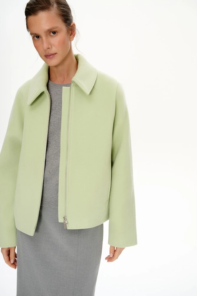 Пальто укороченное из шерсти с кашемиром