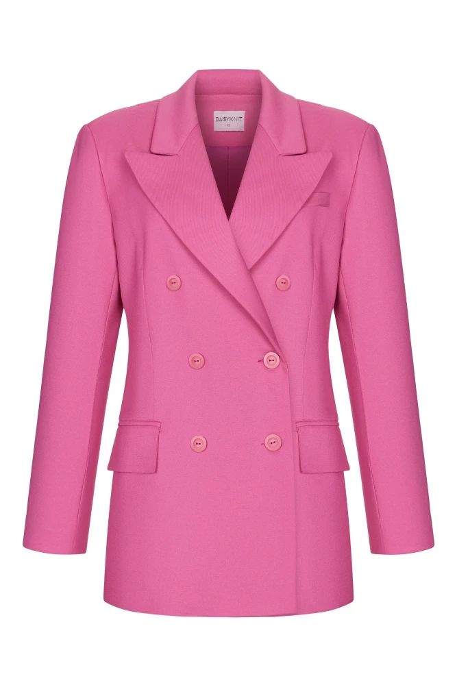 Жакет двубортный приталенный с заострёнными лацканами