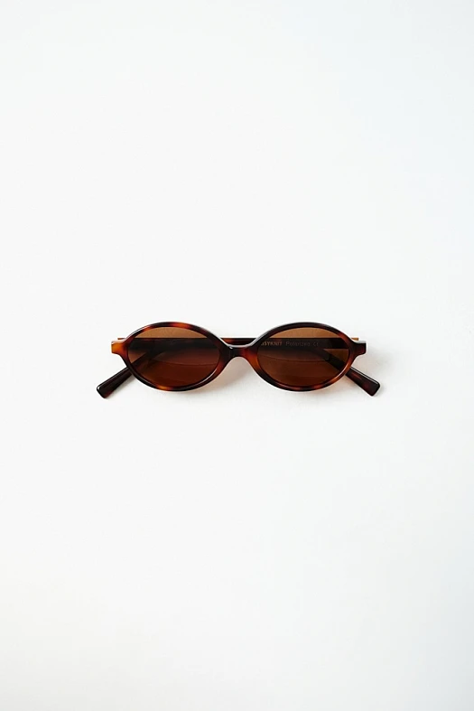 Солнцезащитные очки с поляризацией в овальной оправе (Оправа - 100% ацетат, линзы - 100% акрил Коричневый; Размер: OS)