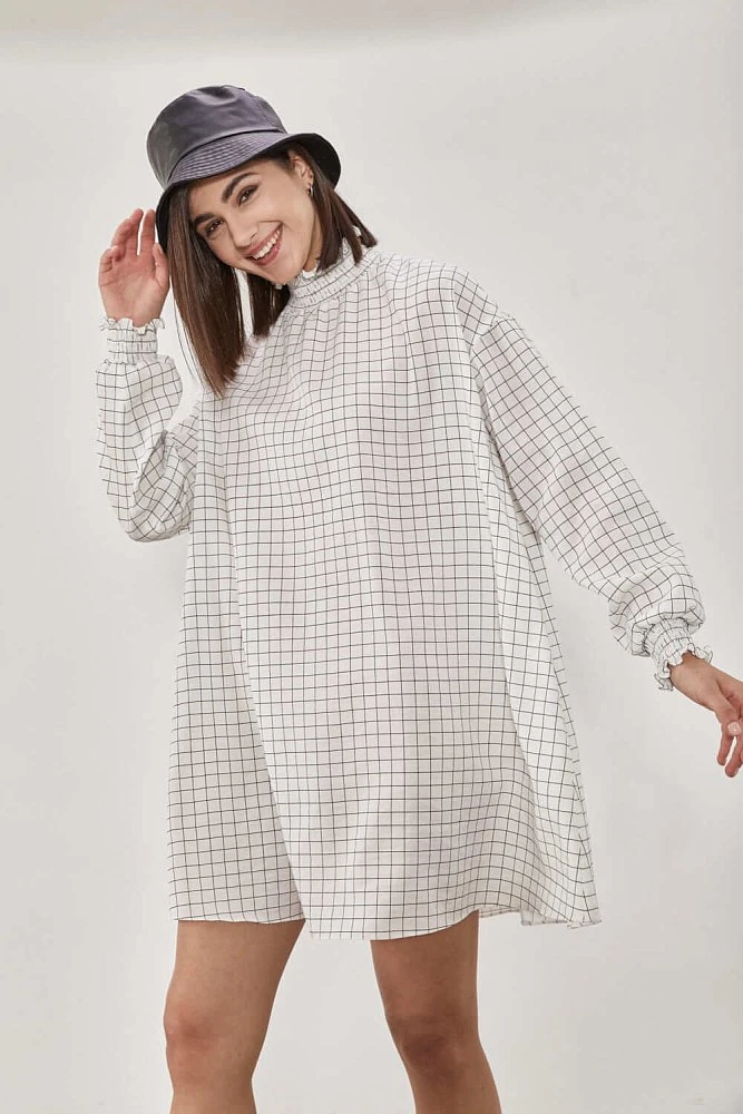Платье оверсайз мини