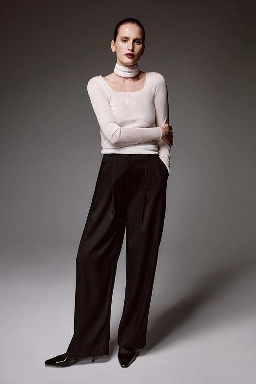 Джемпер прозрачный с квадратным вырезом и воротником (75% район, 25% п/э Белый; Размер: XS)