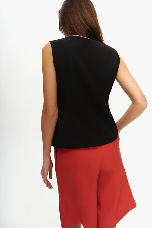 Жилет с акцентной застежкой (Вискоза со льном арт.1712 Черный 68% вискоза, 17% лен, 15% тенсел; Размер: L)