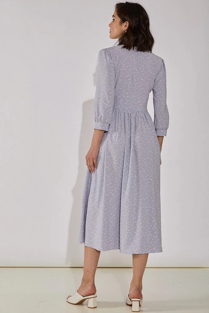 Платье с пуговицами в горох