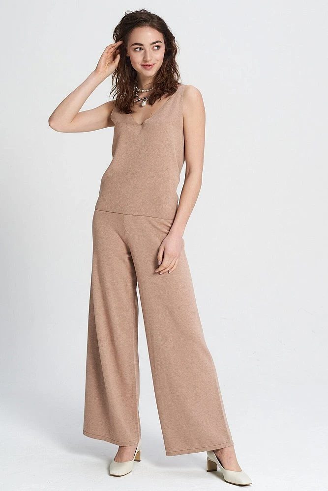 Топ вязаный