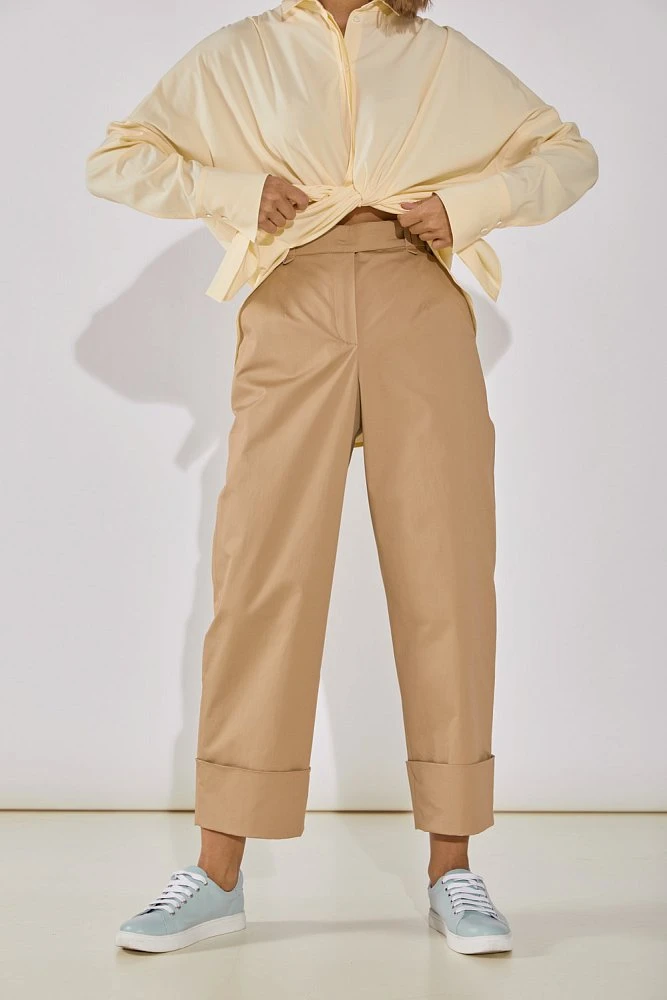 Брюки с подворотами