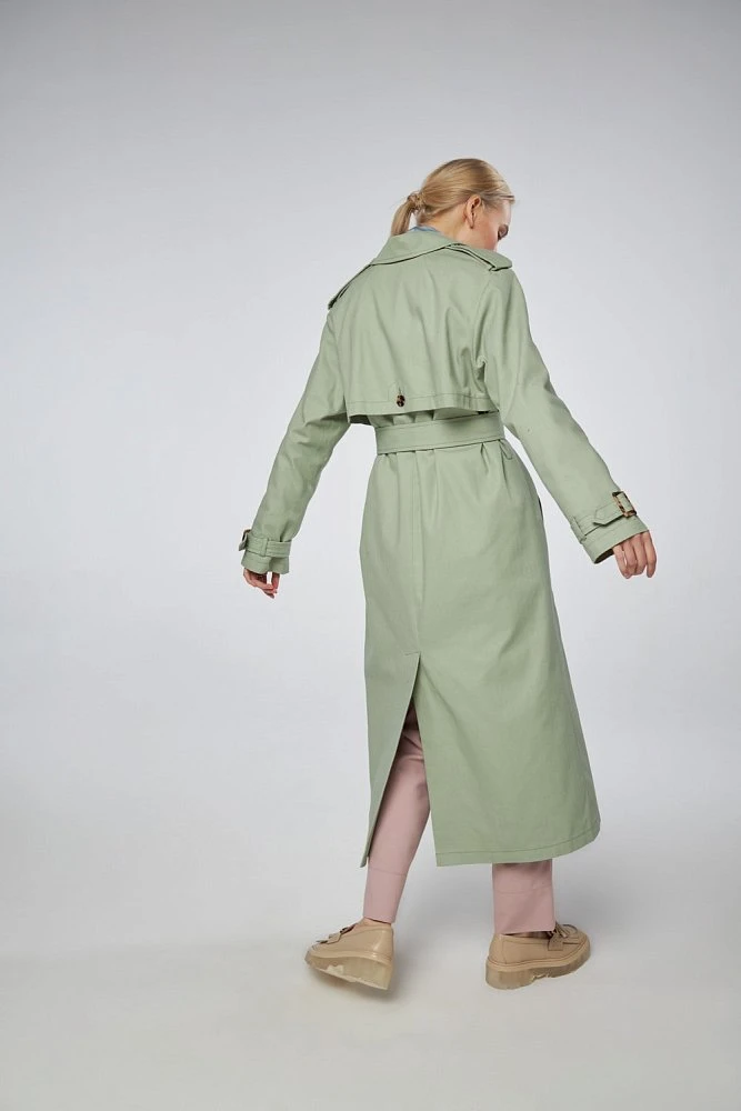 Тренч с отлетной кокеткой