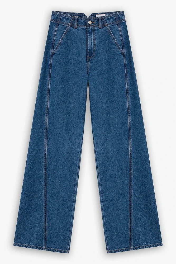 Джинсы со смещенными швами