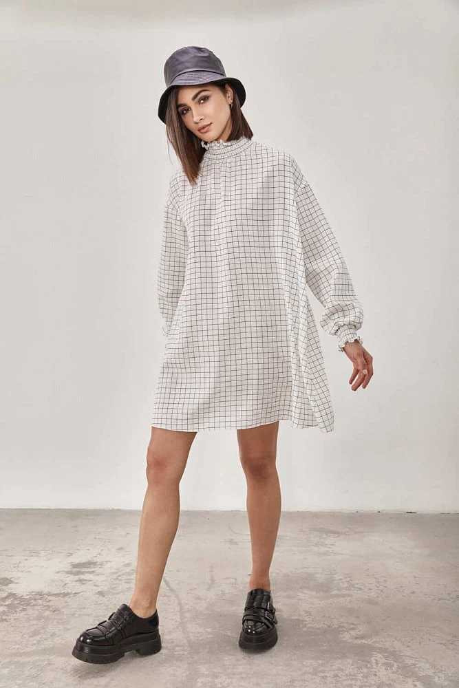 Платье оверсайз мини