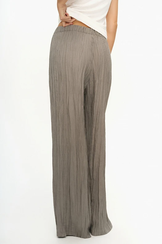 Брюки из струящейся жатой вискозы (Вискоза с тенселом арт.2012 Серый 45% вискоза, 40% тенсел, 15% нейлон; Размер: L)