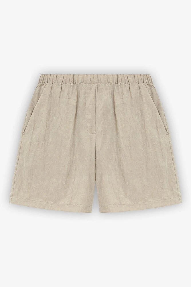 Шорты с эффектом мокрого шелка