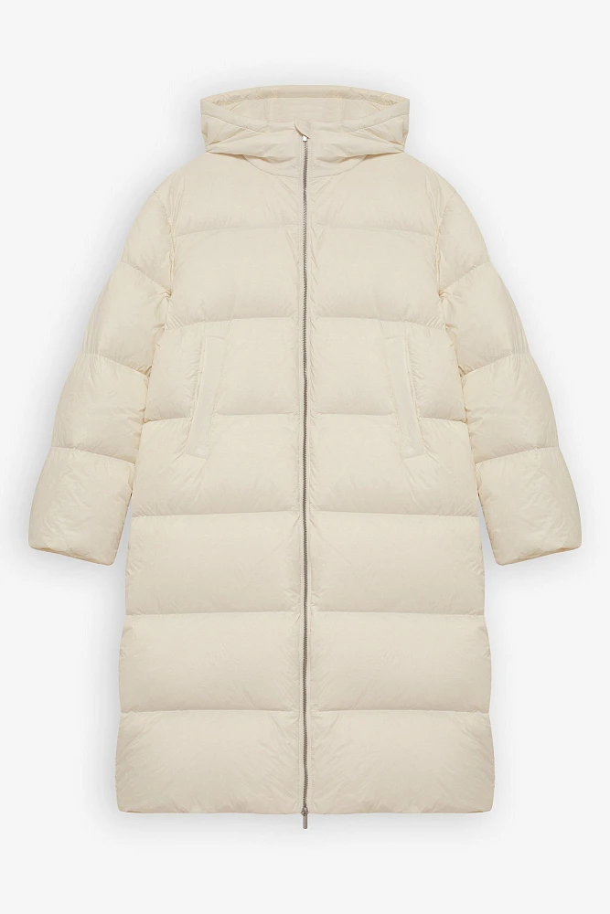 Пуховик миди стеганный с капюшоном