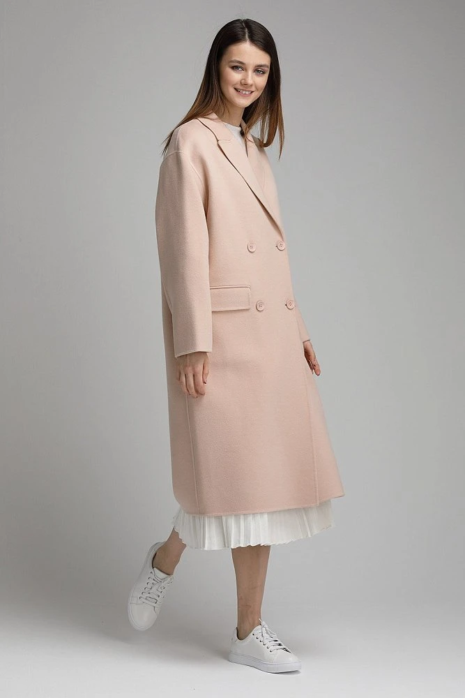 Пальто длинное со шлицей