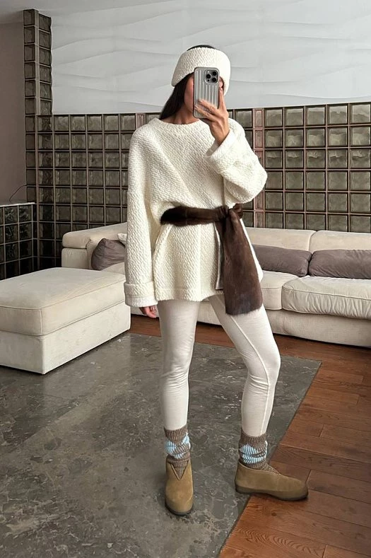 Свитшот из фактурной шерсти (Искуственный мех арт.1799 Молочный 50% шерсть, 50% п/э; Размер: M-L)