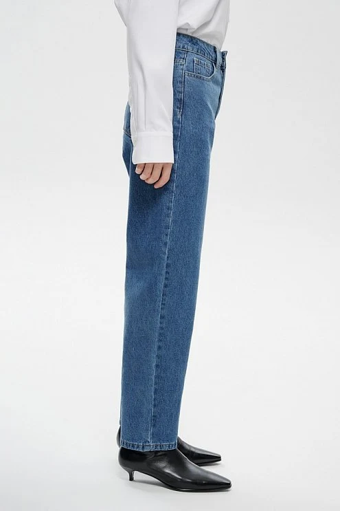 Джинсы Tapered