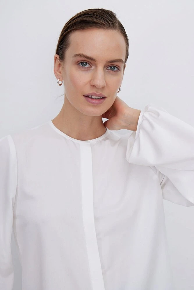 Блуза с каскадным рукавом