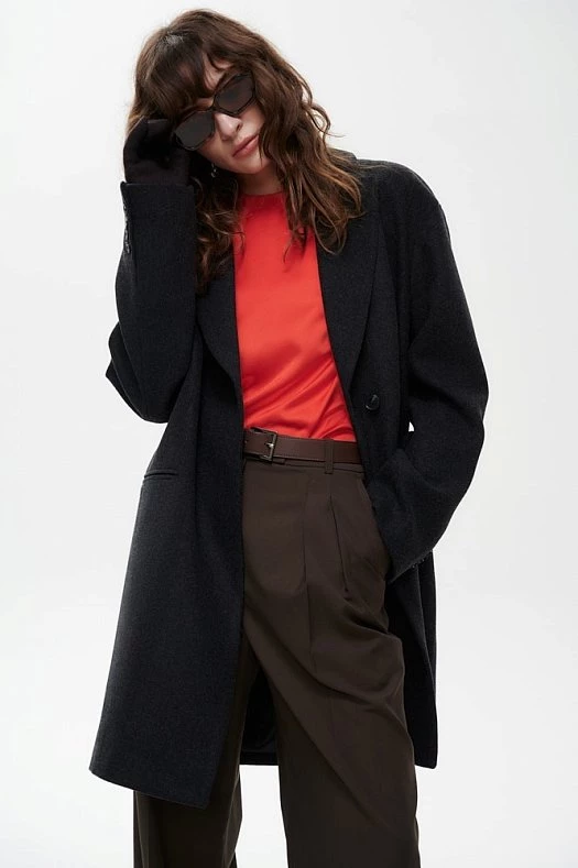 Пальто средней длины  из шерсти (Ткань верха: 100% шерсть, Подклад: 55% вискоза, 45% п/э Графитовый; Размер: M-L)