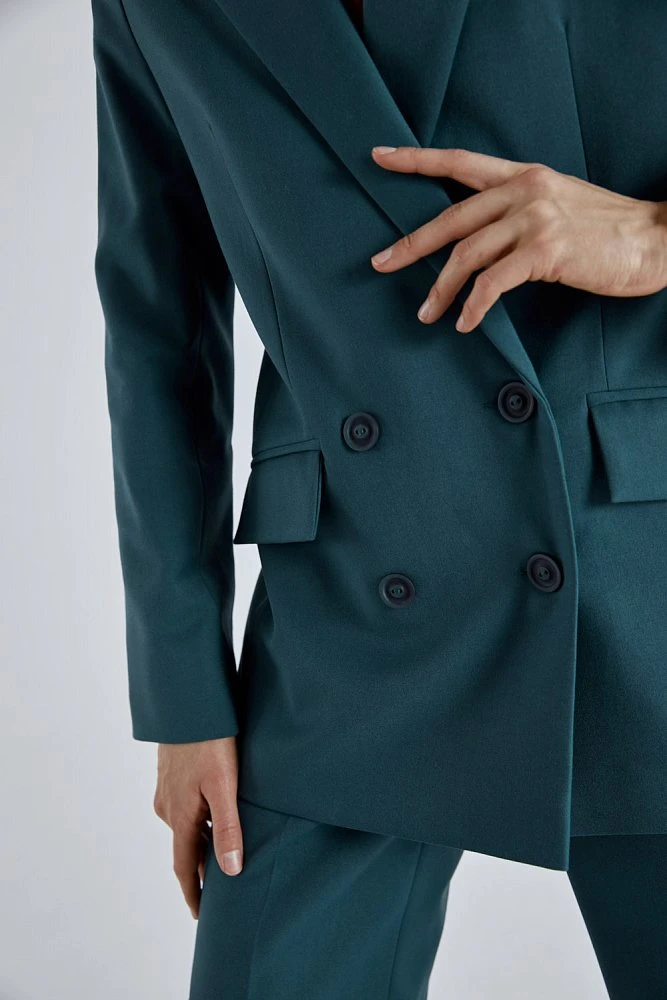 Жакет с двумя шлицами