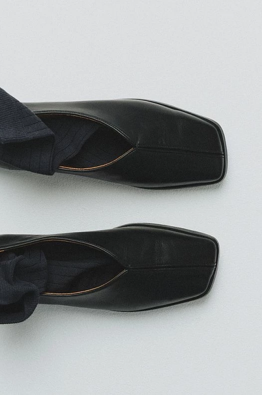 Кожаные туфли на плоской подошве (Натуральная кожа Черный, подошва - резина; Размер: 36)