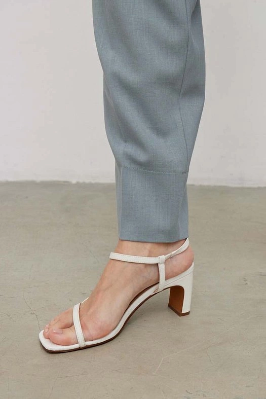 Босоножки из кожи с тиснением (100% натуральная кожа Белый; Размер: 36)